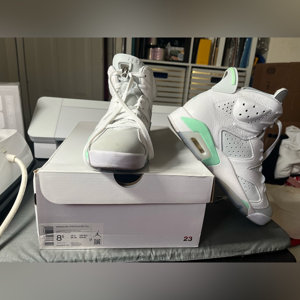 Womens Air Jordan 6 Retro ‘Mint Foam’